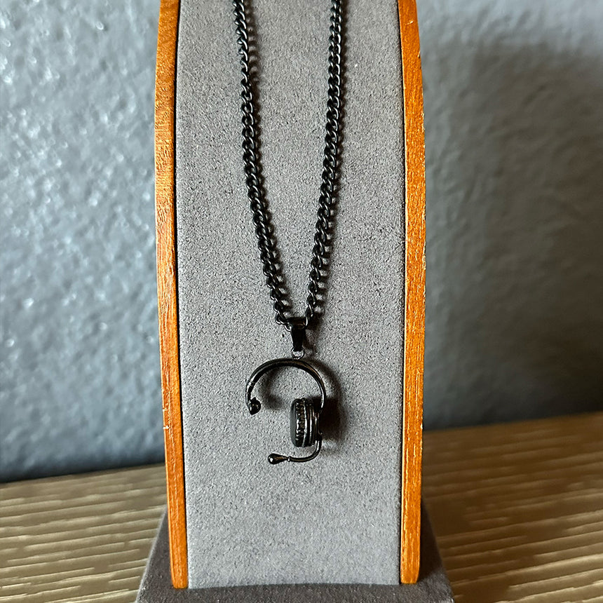 Headset Pendant with Chain